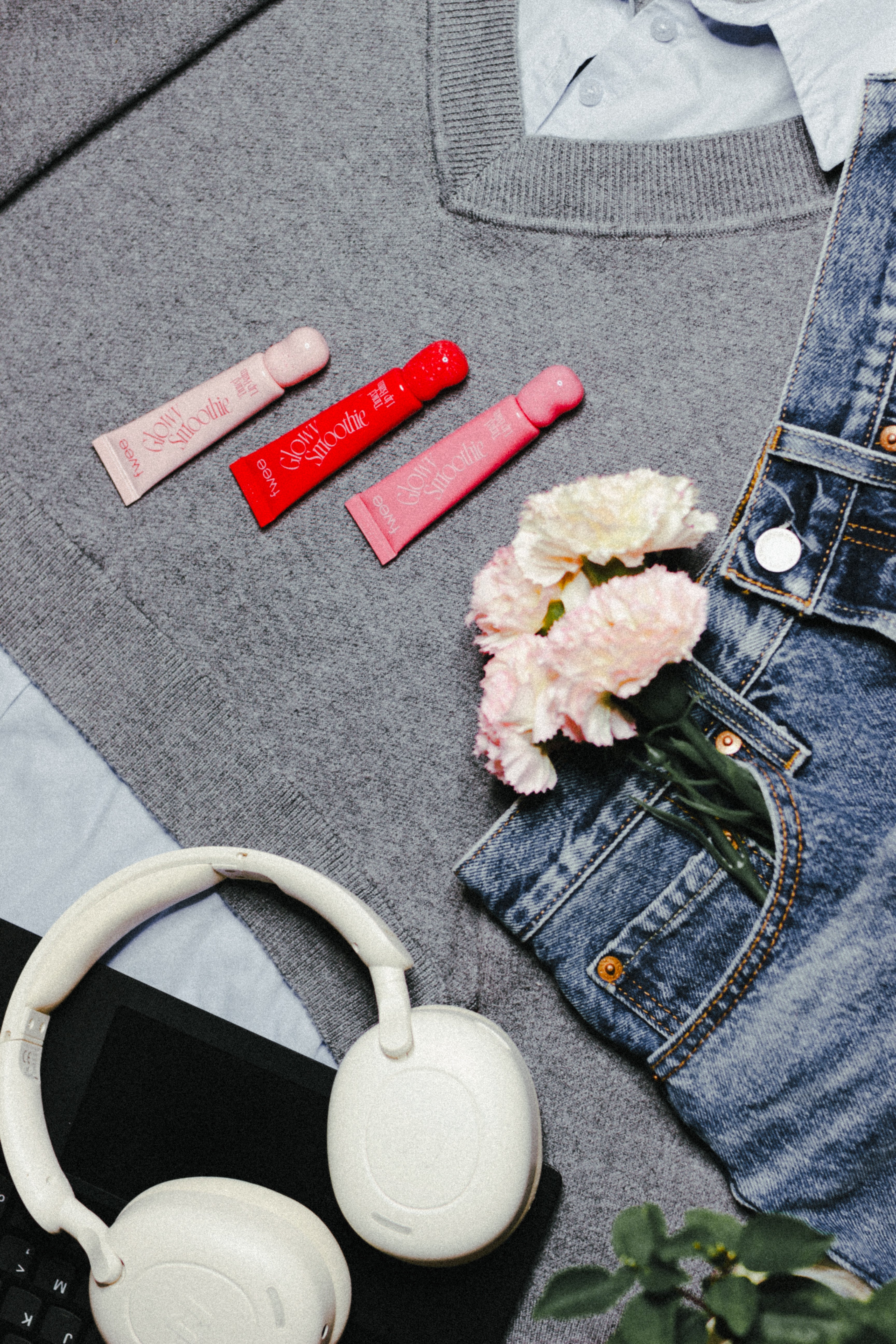 Fwee Glow Smoothie Lip Balm